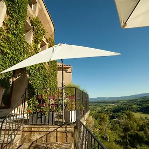 Les Maisons Mado Venasque